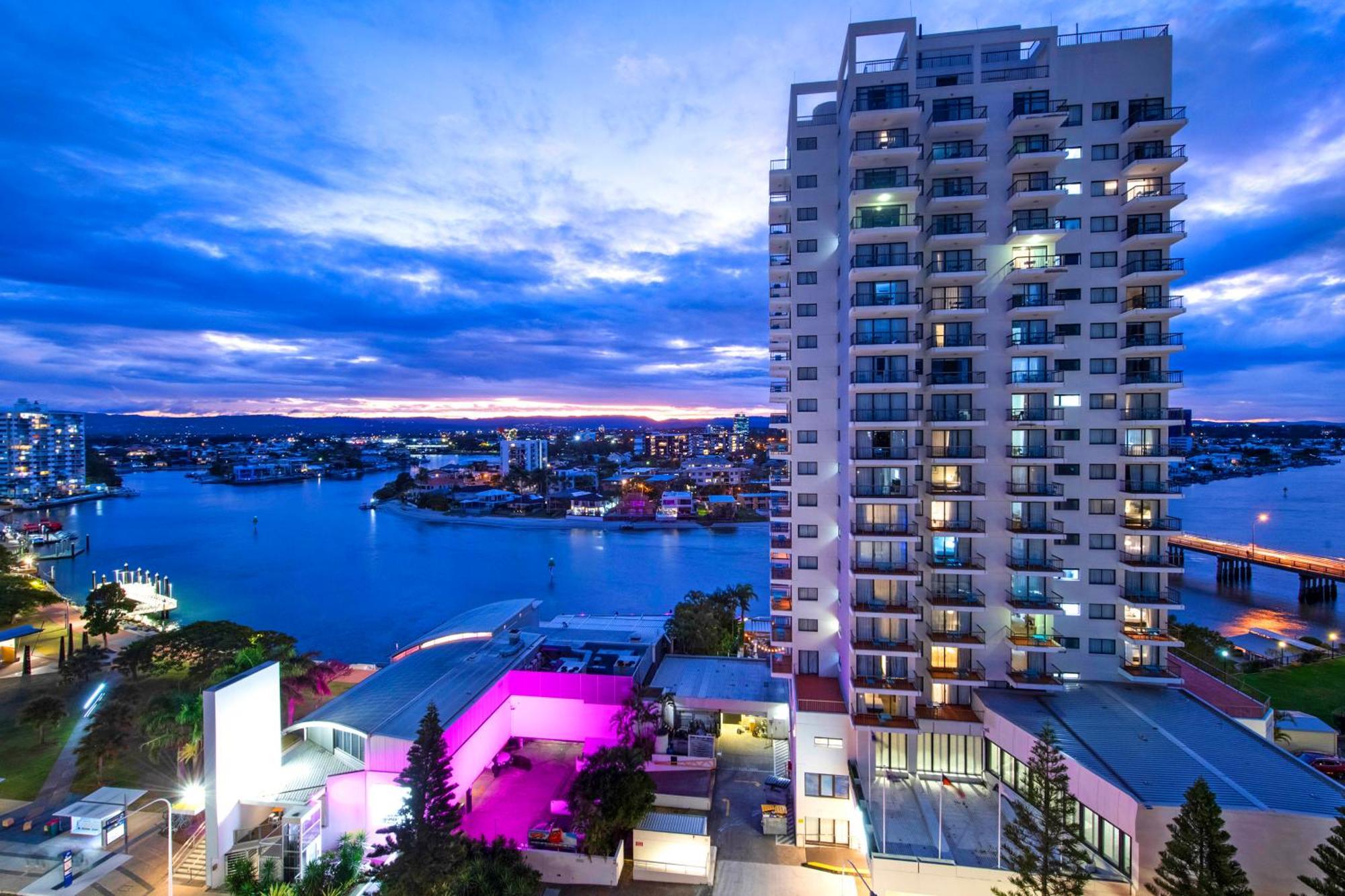 Chevron Renaissance - Self Contained & Privately Managed Apartments Gold Coast Dış mekan fotoğraf